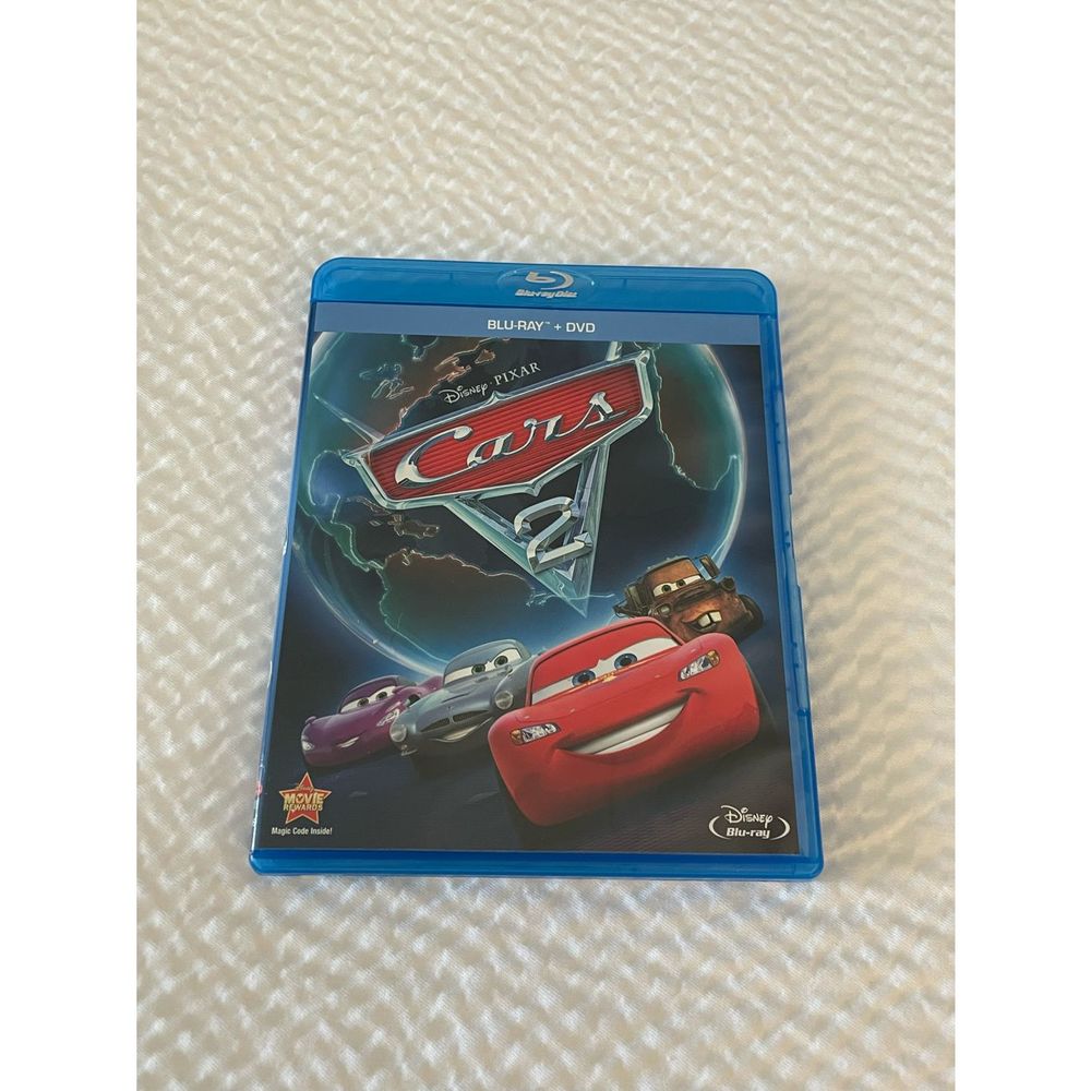 Cars 2 Blue-Ray & DVD 2-Disc Combo, Great condition